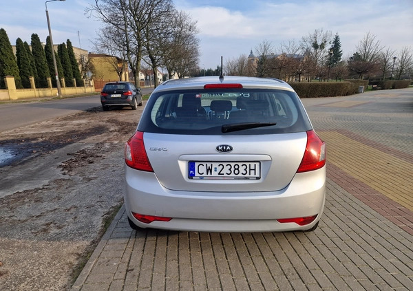 Kia Ceed cena 19900 przebieg: 187000, rok produkcji 2010 z Frombork małe 172